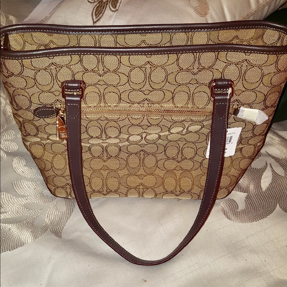 New🎉 Coach Purse